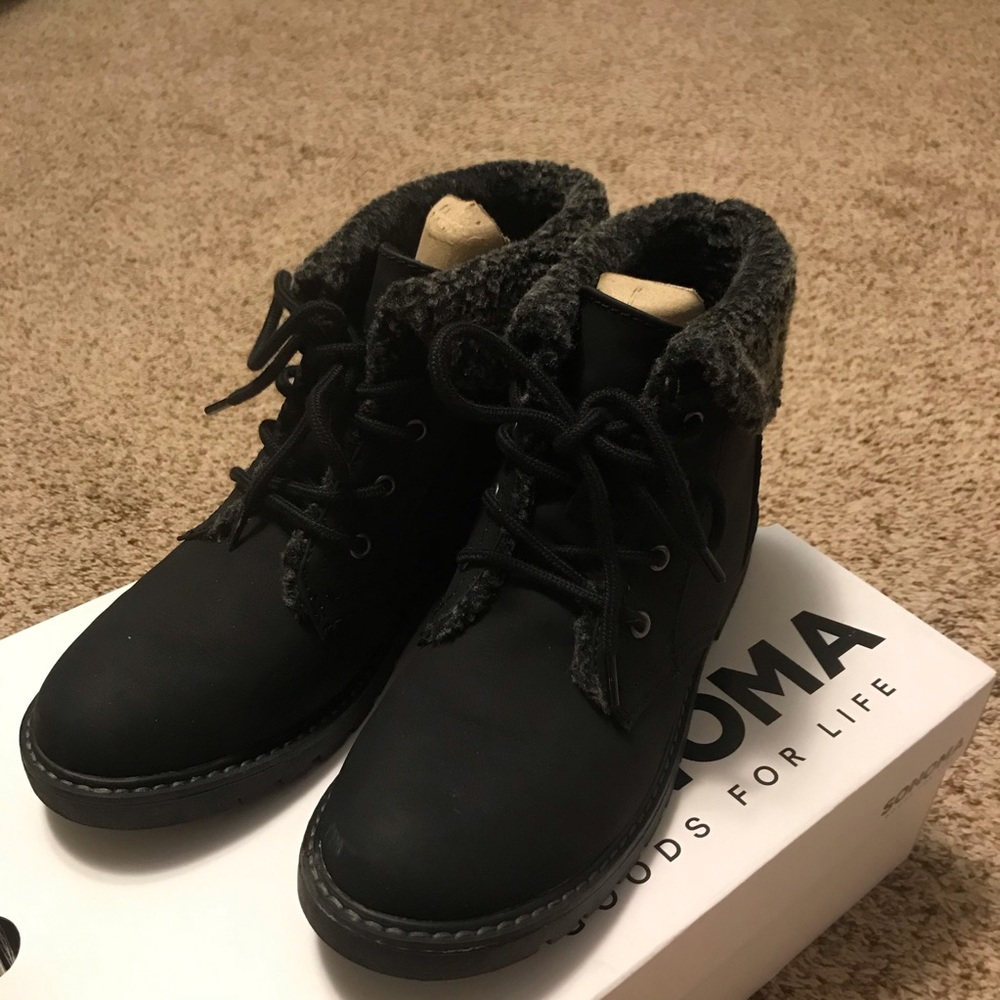 Cute Black Boots
